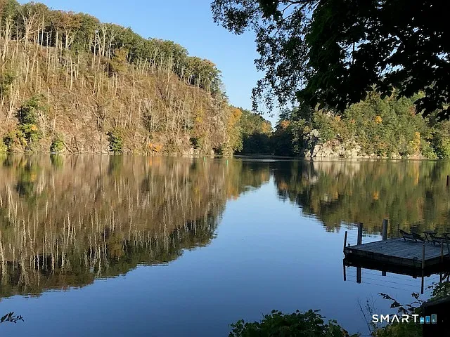 75 Lake Lillinonah Rd N — Photo 18
