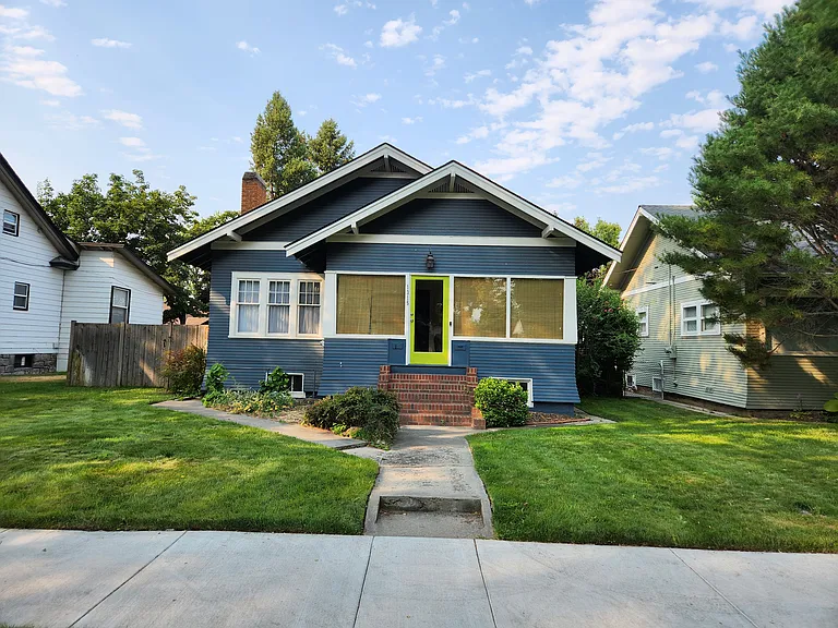 1315 W Hays St — Photo 1