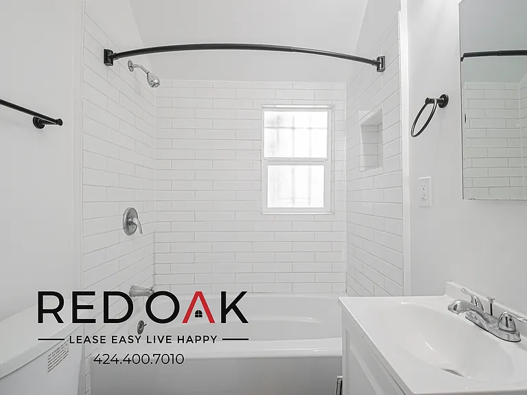 1267 1/2 N Normandie Ave #1267-1/2 — Photo 9