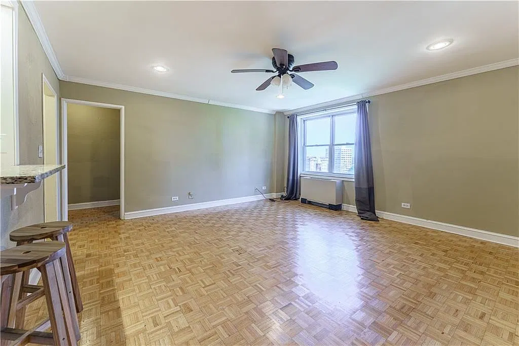 1 bed, 1.0 bath, 721 sqft, $2,000 — Photo 1