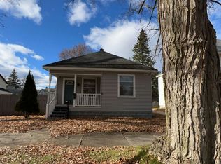 811 2nd Ave, Cadillac, MI 49601