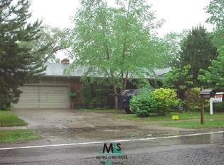 30425 Farmington Rd, Farmington, MI 48331