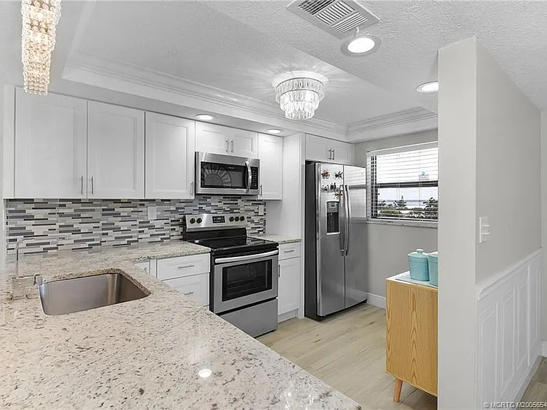10310 S Ocean Dr #504 — Photo 9