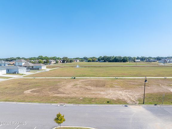 3rd image of 105 Keystone Dr