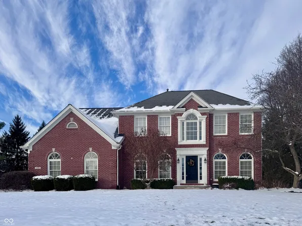 11446 Sutton Place Dr W, Carmel, IN 46032
