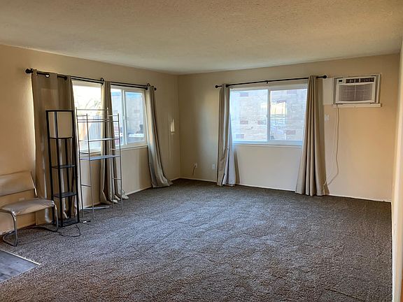 2nd image of 4536 Ashcroft Ave #2