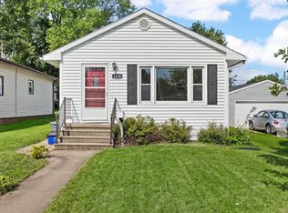 1250 8th St, Marion, IA 52302