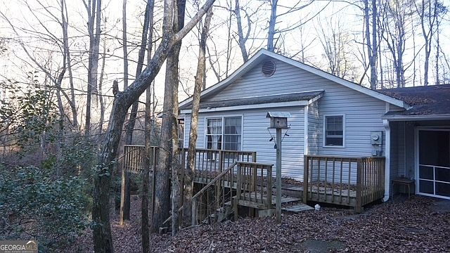 1st image of 201 Creekside Dr