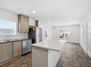 1277 Onondaga St NE, Fridley, MN 55432