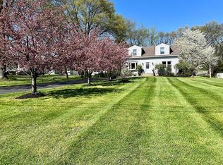 2412 Church Rd, Cinnaminson, NJ 08077