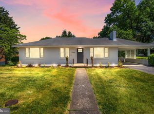 17930 Pin Oak Rd, Hagerstown, MD 21740