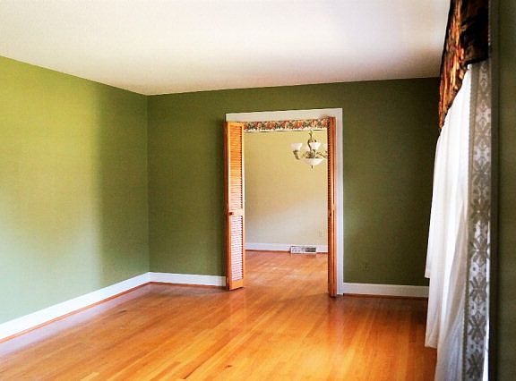 2nd image of 804 Beechtree Dr