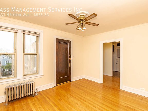 2nd image of 4833 N Hoyne Ave APT 3B