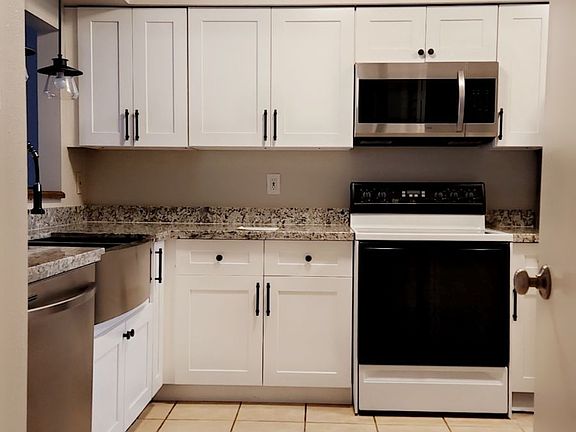 Electric Stove, Farm Sink