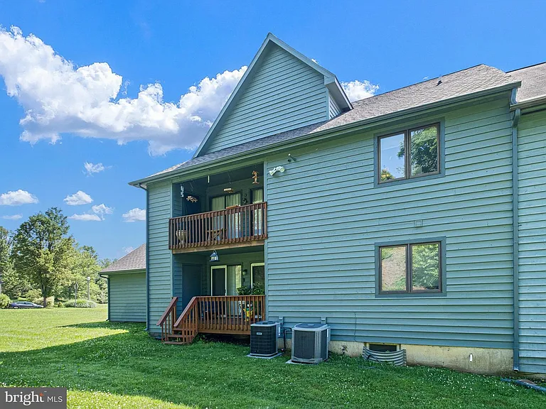 109 Foxfire Dr — Photo 25