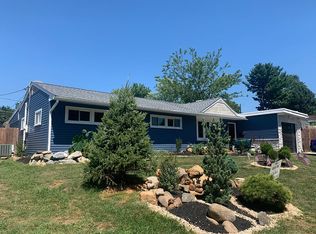 1137 W Tyler St, Whitehall, PA 18052
