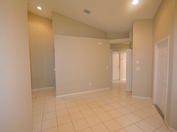 2nd image of 223 Coral Trace Cir E