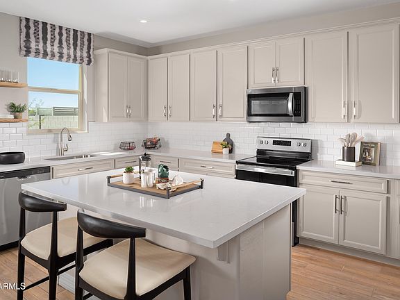 3rd image of 18828 N Ponte Rd