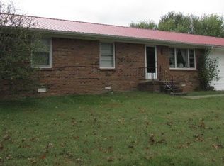 2251 Harlan Dr, Lawrenceburg, TN 38464