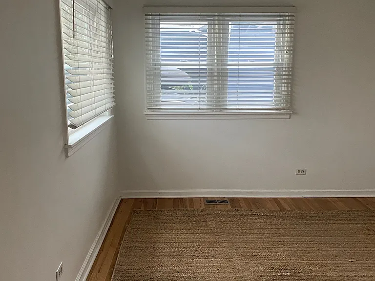 3237 S Emerson St — Photo 26