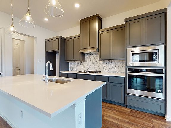 Meridian at Southgate - Dallas Interior Image 2