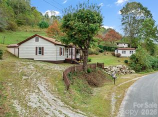 338 Sweet Creek Rd, Bakersville, NC 28705