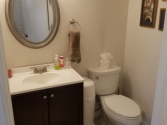 4th image of 225 Gundry Dr