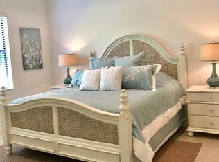 13367 Silktail Dr, Naples, FL 34109