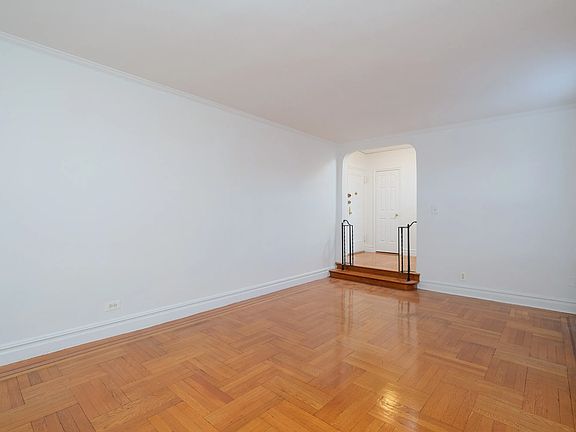 3rd image of 2962 Decatur Ave APT 1G