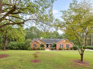 500 Queen Annes Ln, Seneca, SC 29672