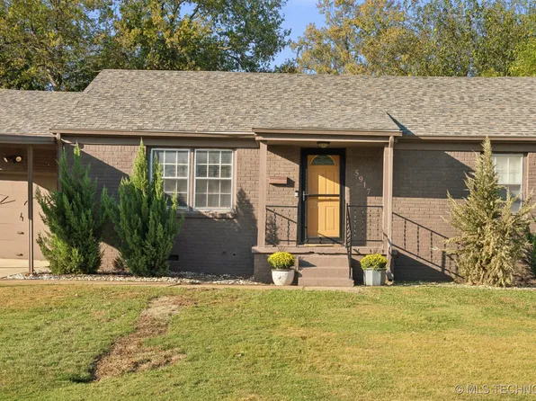 5917 E 4th Pl, Tulsa, OK 74112