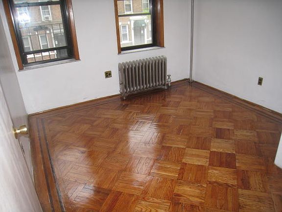 3rd image of 3421 43rd St #2F