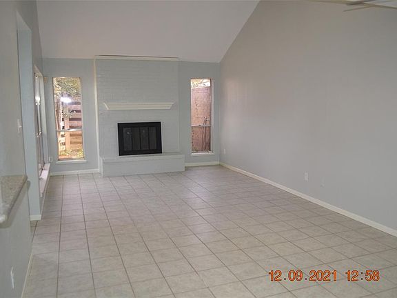 5th image of 13933 Hollowgreen Dr