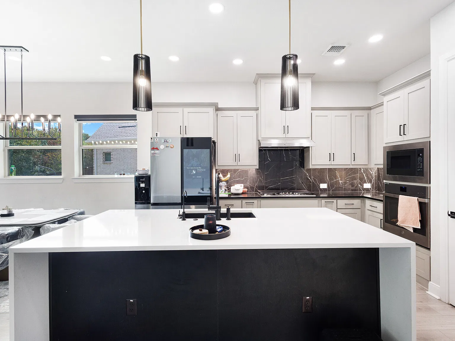 3112 Cliff Swallow Ln, Arlington, TX 76005 — Photo 3