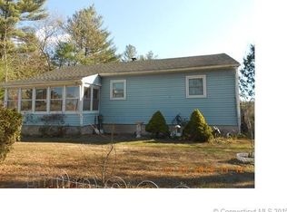 24 Woodcrest Dr, Griswold, CT 06351