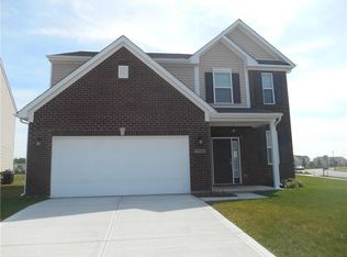 1931 Lakecrest Dr, Columbus, IN 47201