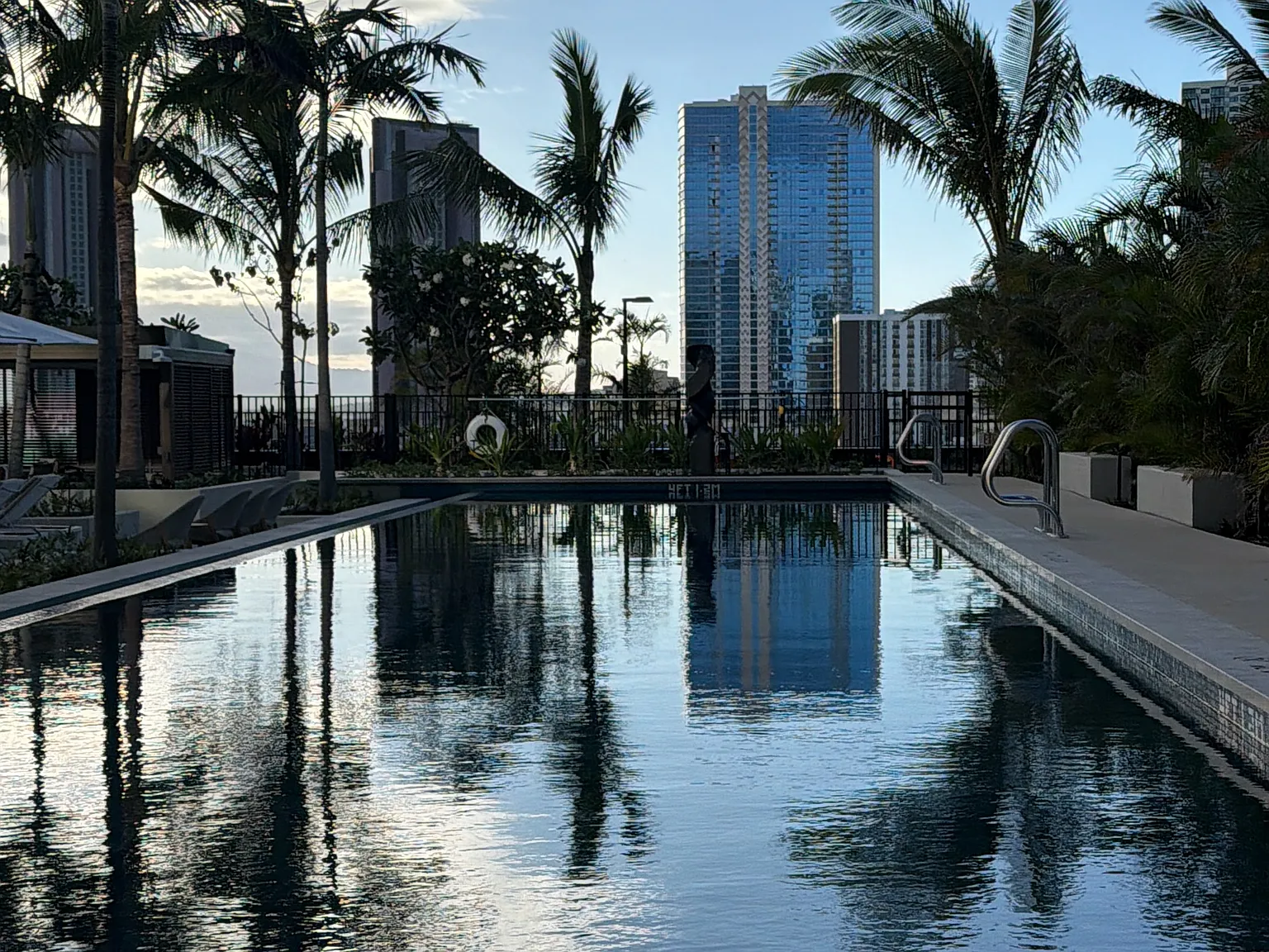 Ward Ave, Honolulu — Photo 2