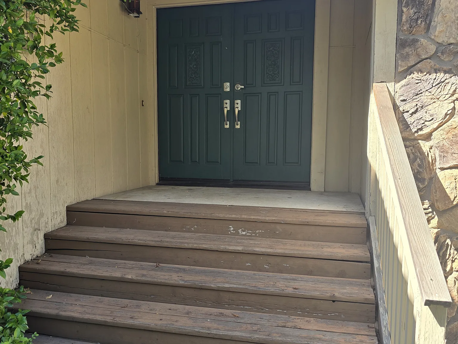 4 bed, 2211 sqft, $2,800 — Photo 4