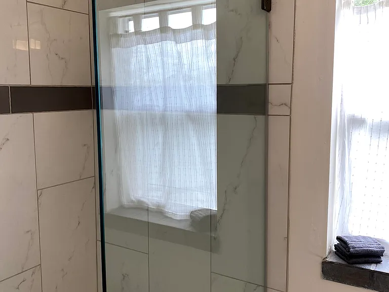 Upstairs bathroom with overhead shower...feels like rain.