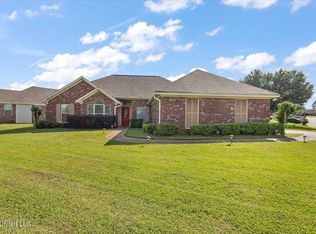 304 Kings Ridge Cir, Brandon, MS 39047