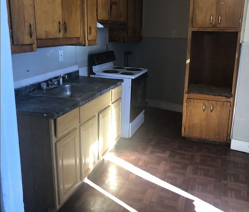 2nd image of 1582 Mount Ephraim Ave