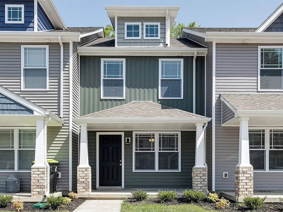 225 Woodland Valley Ln