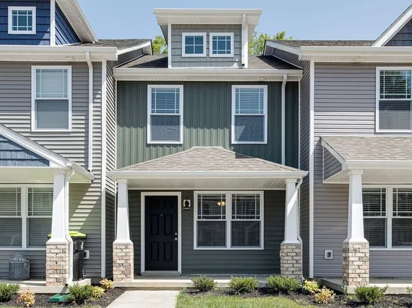225 Woodland Valley Ln, Clarksville, TN 37040