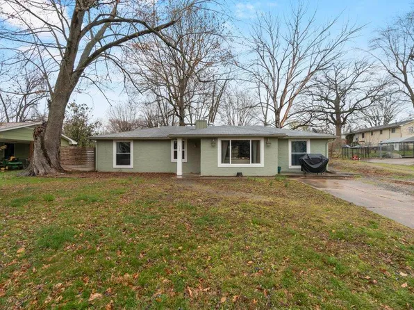 710 6th St E, Scott City, MO 63780