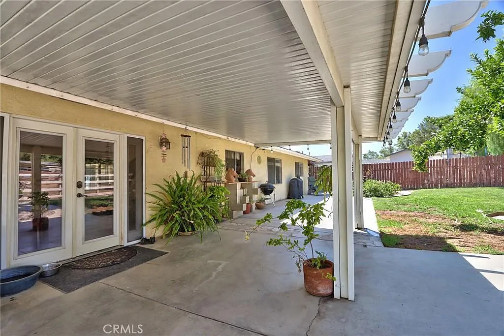 Lemon Ave, Perris — Photo 4