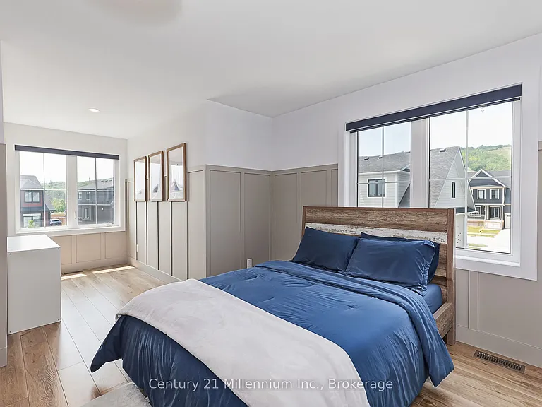 160 Sycamore St — Photo 28