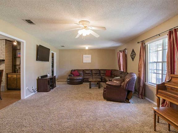 4th image of 6470 Mariana Dr