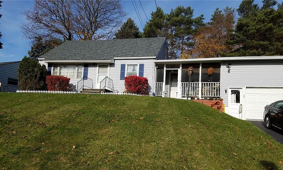 1st image of 318 Forsythe St