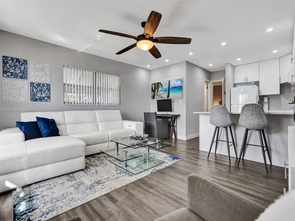 2808 NE 33rd Ct APT 110, Fort Lauderdale, FL 33306