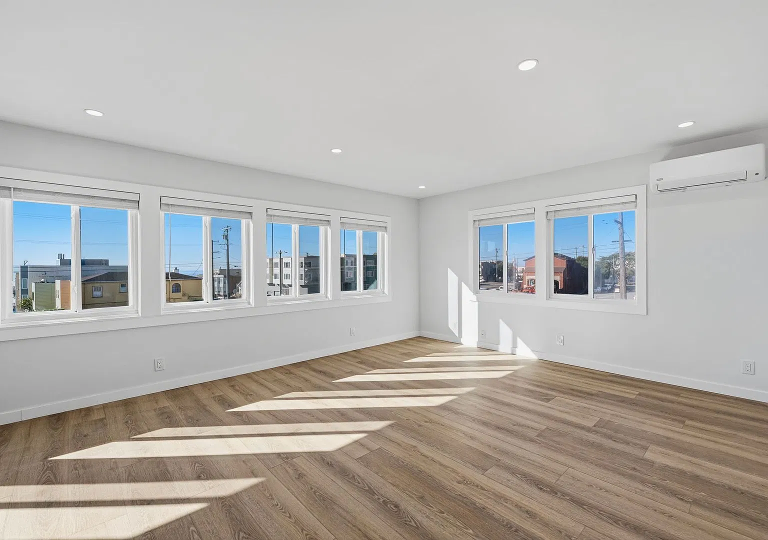 Spacious Two Bedroom by the Beach Available Now!! — Photo 1